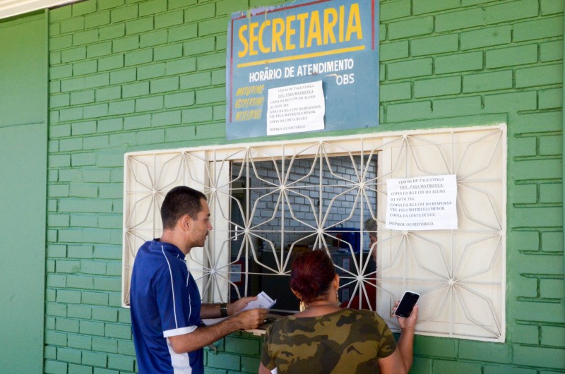 Dos 506 novos nomeados, 350 são secretários escolares que vão auxiliar os estudantes da rede pública | Foto: Luís Tavares/SEEDF