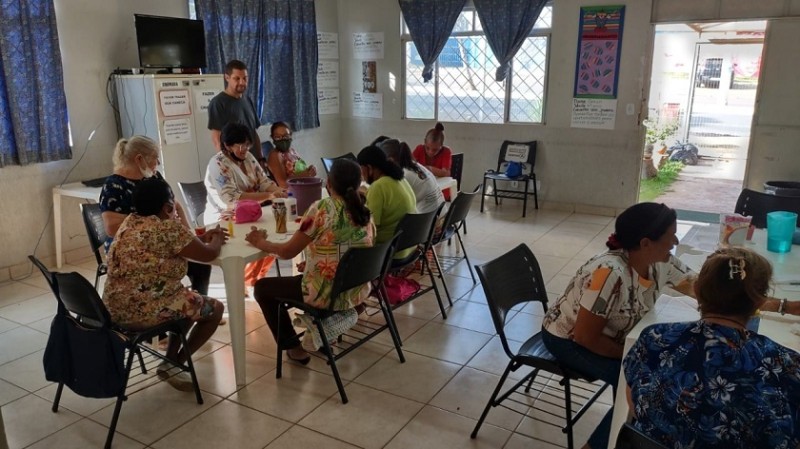 Além das atividades específicas para, aproximadamente, 18 crianças e adolescentes atendidos na unidade, na faixa etária entre 6 e 14 anos, o foco é a conscientização dos adultos e idosos, potencializando o caráter preventivo e proativo do serviço.