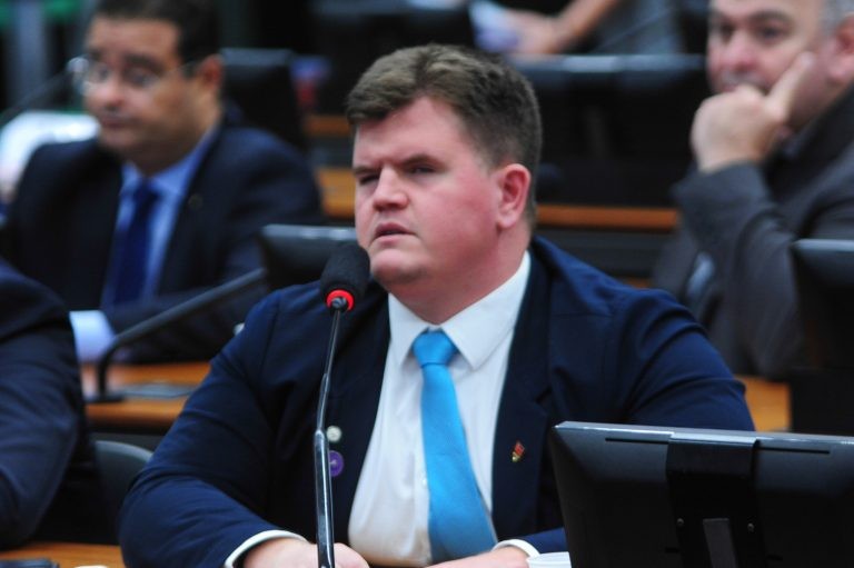Felipe Rigoni apresentou emenda à proposta - (Foto: Billy Boss/Câmara dos Deputados)