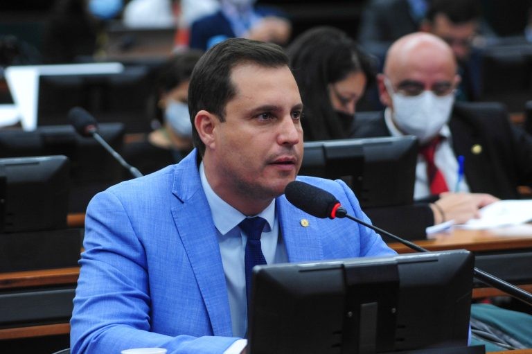 Deputado Nicoletti: vistoria anual cria ônus desnecessário para proprietários - (Foto: Billy Boss/Câmara dos Deputados)