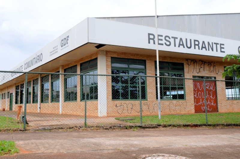 Serviços de manutenção já começaram a ser feitos no prédio, que estará liberado em breve | Foto: Paulo H Carvalho/Agência Brasília
