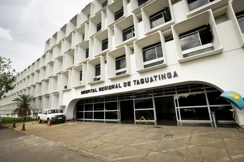 ue o HRT foi construído no início dos anos 1970 e suas estruturas são muito antigas, com dutos ainda em cobre. | Foto: Breno Esaki/Agência Saúde DF