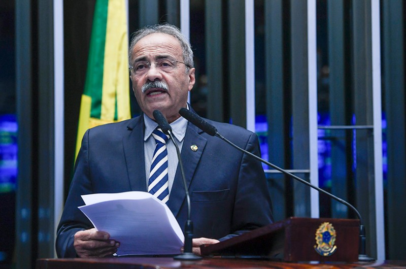 É preciso somar esforços nas pautas essenciais para o Brasil, sem incentivar divisão da população, argumenta senador - Jefferson Rudy/Agência Senado
