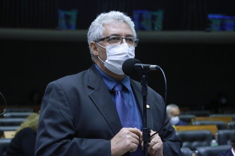 Subtenente Gonzaga: processo eletrônico ainda não é uma realidade em todo o País - (Foto: Paulo Sergio/Câmara dos Deputados)