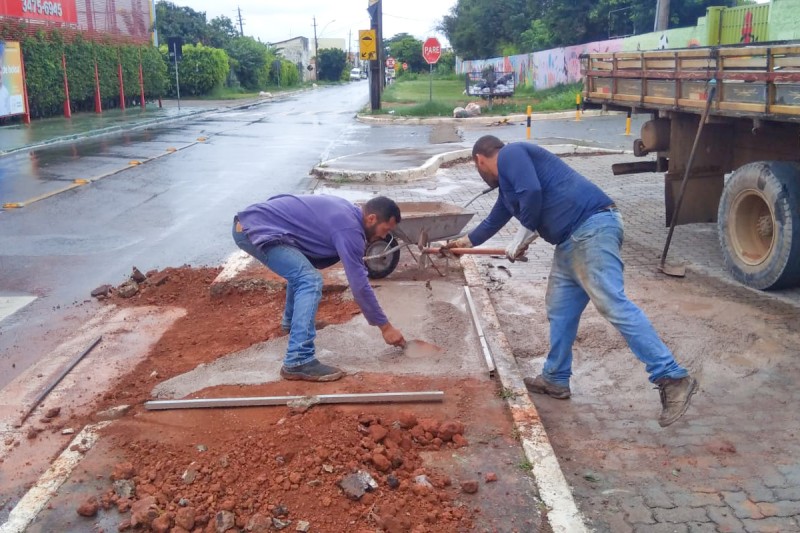 Construção da rampa de acessibilidade | Foto: Divulgação/GDF Presente