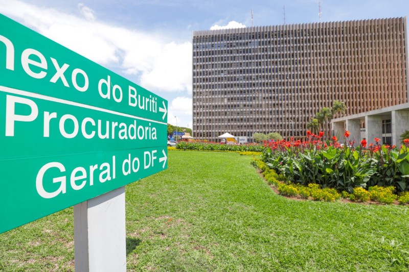 Debora Cronemberger Mendes Pereira