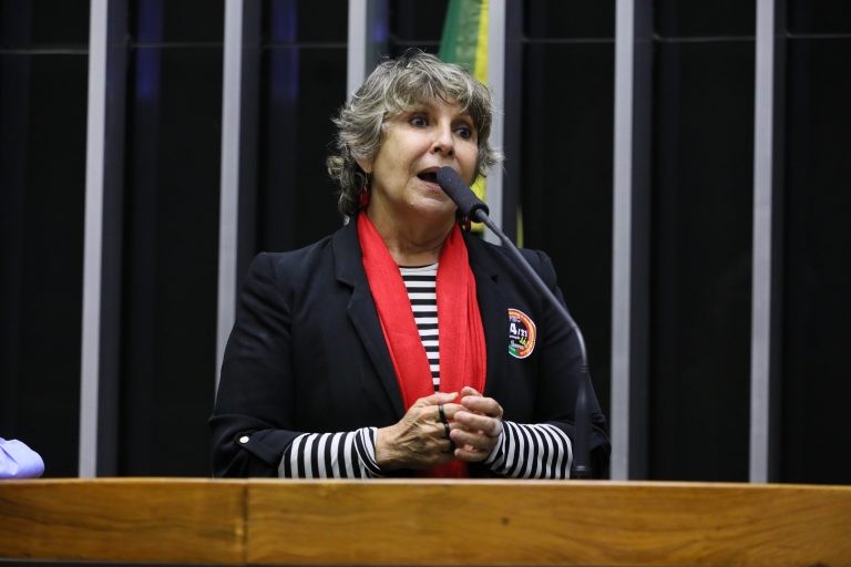 Erika Kokay: criação de política específica para a doença vai melhorar o tratamento - (Foto: Cleia Viana/Câmara dos Deputados)