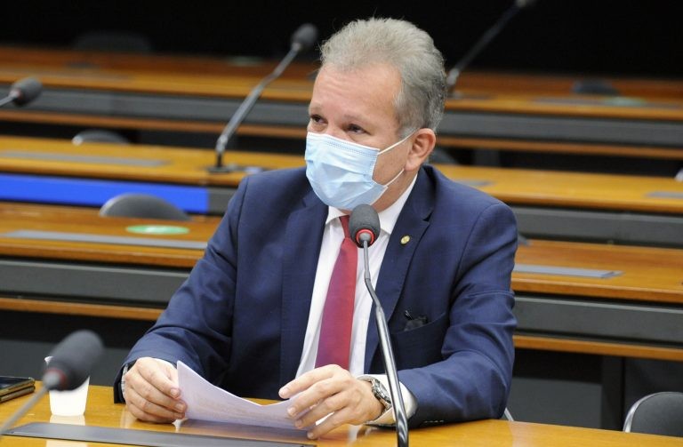 Segundo André Figueiredo, outros países já tributam os aplicativos de música - (Foto: Gustavo Sales/Câmara dos Deputados)