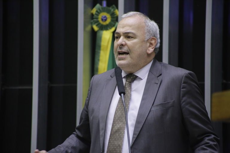 Júlio Delgado: 