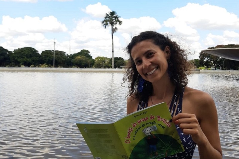 Mariana dos Anjos é brasiliense e coordena o programa Eu Amo Cerrado, do Instituto Brasília Ambiental,