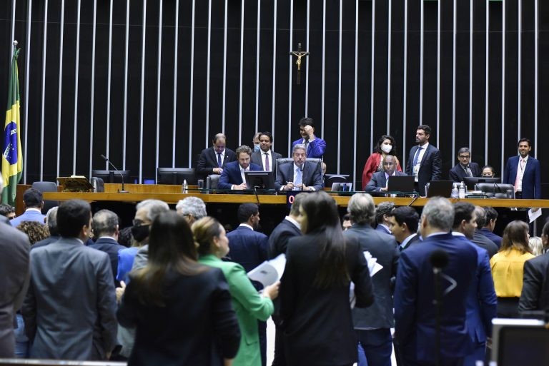 Sessão do Plenário da Câmara dos Deputados - (Foto: Zeca Ribeiro/Câmara dos Deputados)