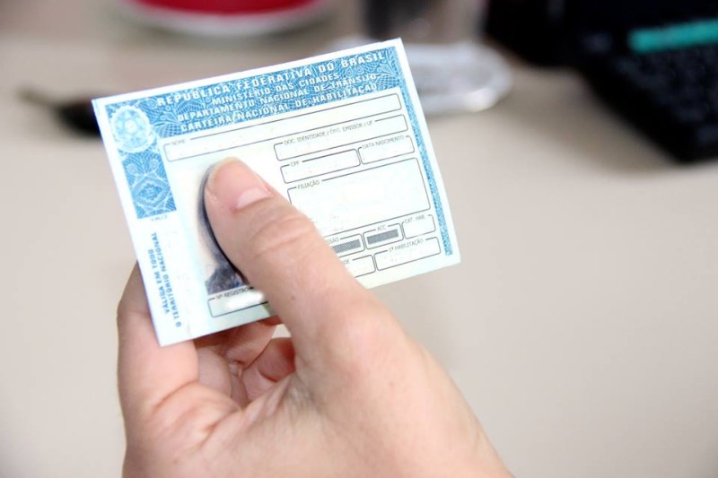 Documento especial é destinado a pessoas de baixa renda inscritas no CadÚnico e residentes no DF há pelo menos dois anos | Foto: Divulgação/Detran
